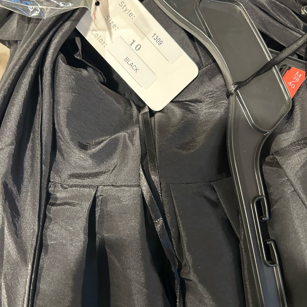 Elegant Black Strapless Dress